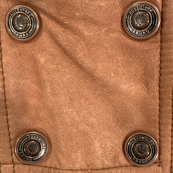 Adventure, bound, leather jacket - Picture 9 of 12